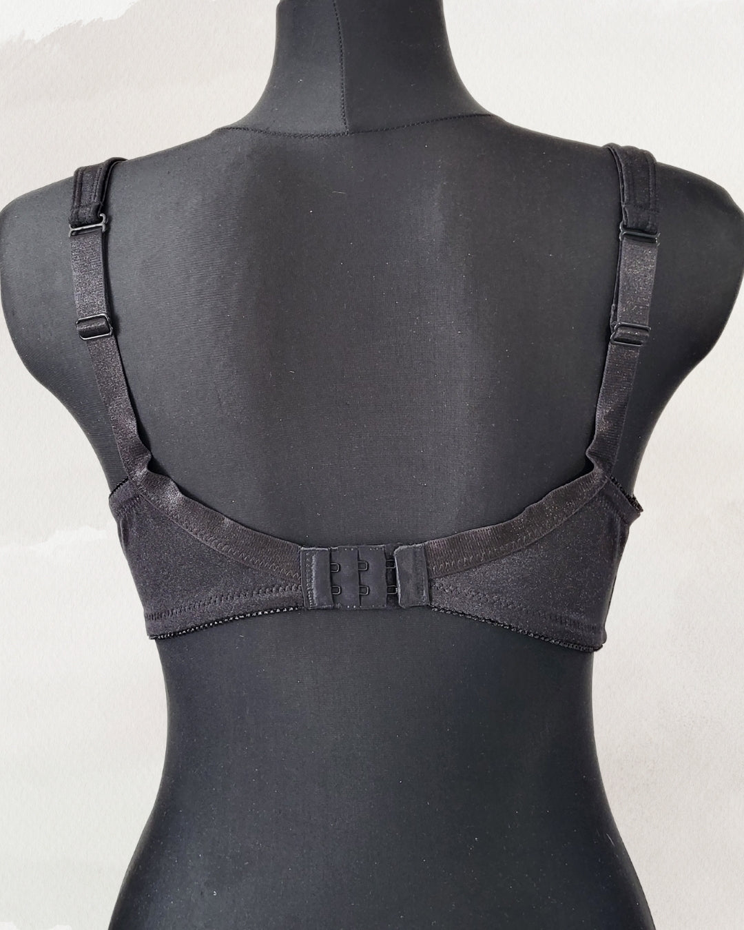 Acousma apatinis trkotažas liemenėlė juodos spalvos