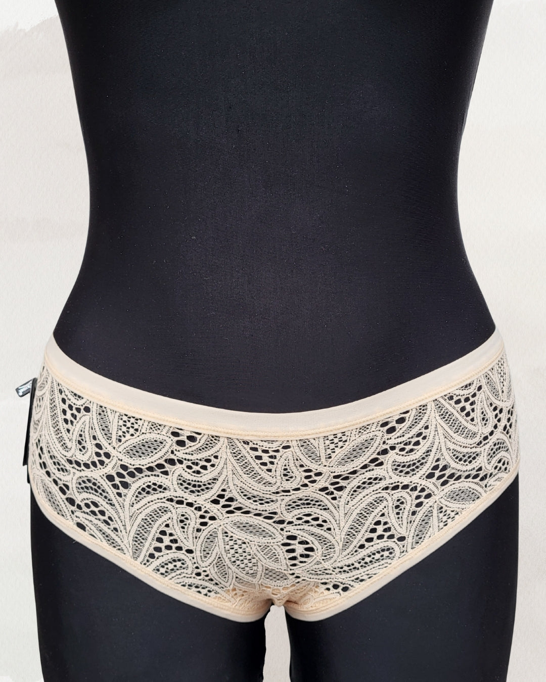 Acousma apatinis trikotažas kūno spalvos kelnaitės