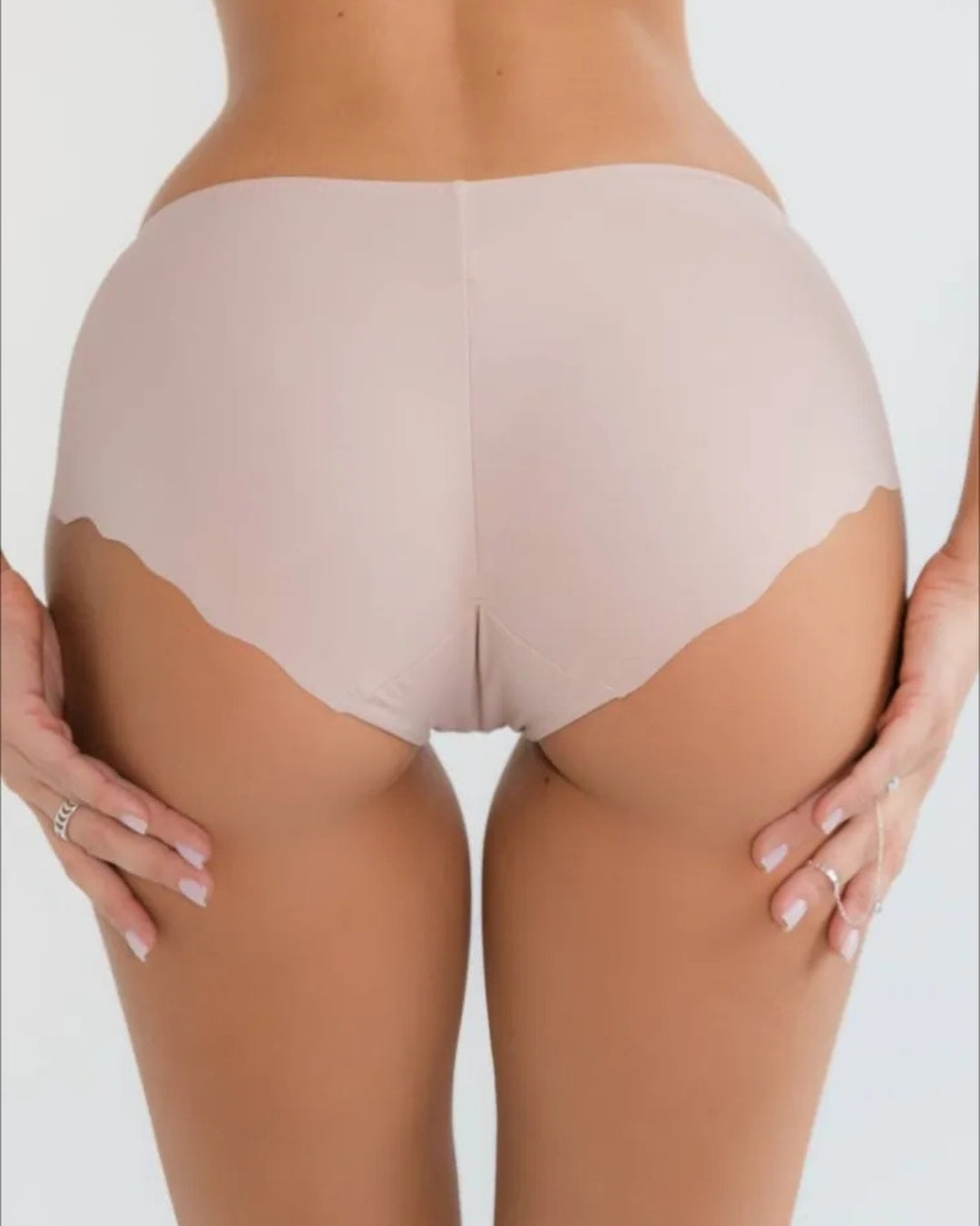 Acousma apatinis trikotažas pudros tono spalvos kelnaitės