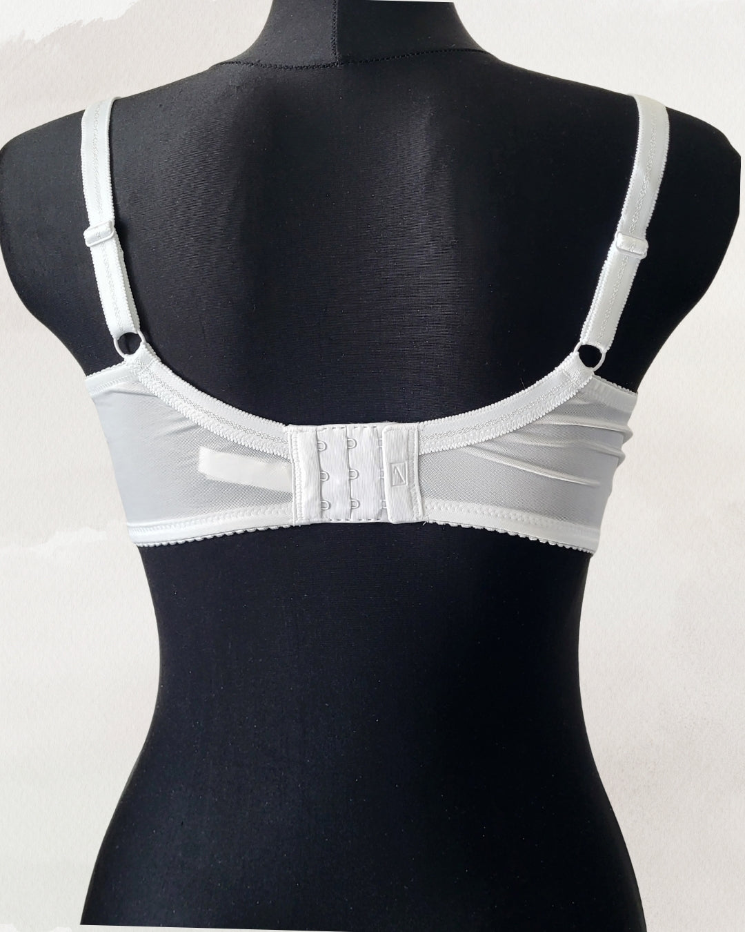 Acousma apatinis trkotažas liemenėlė baltos spalvos 