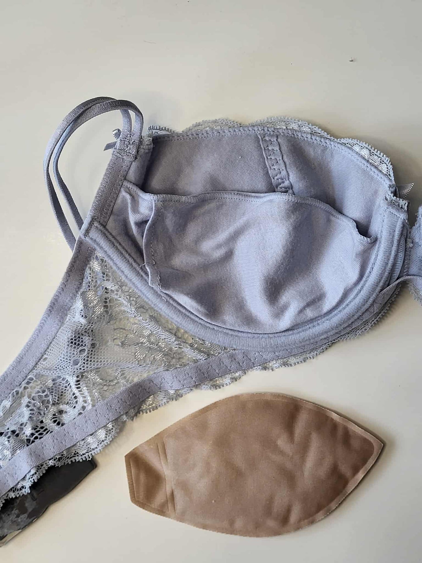 Komplektas su geliniu push-up Balaloum